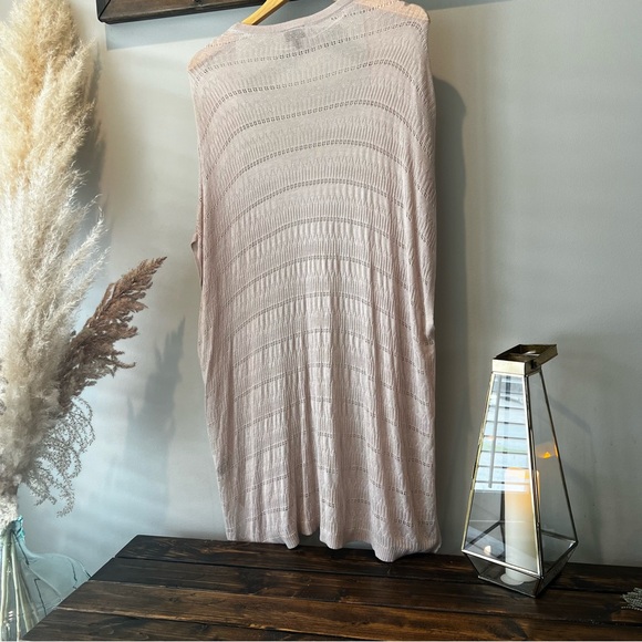 Size 1/2 Cardigan - Picture 2 of 4